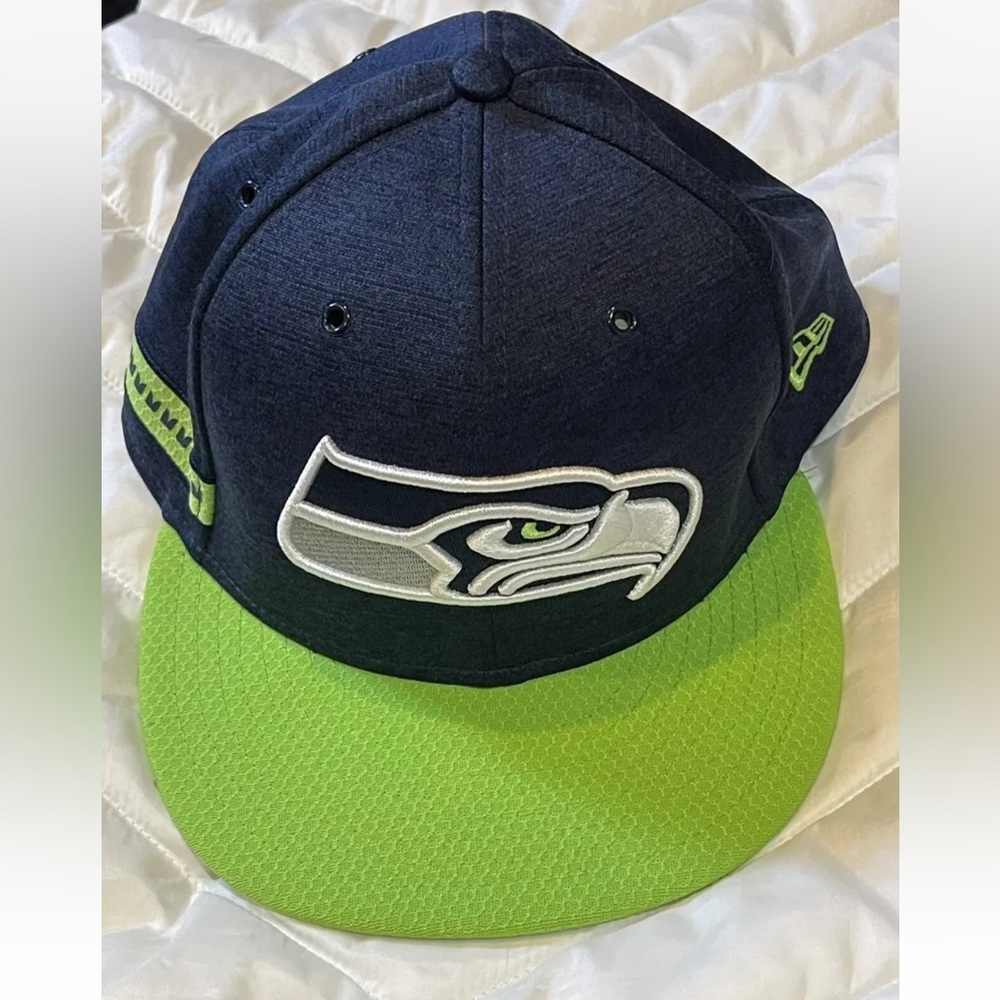Seahawks NFL ENGINEERED EXCLUSIVELY FOR PLAYERS Embroidered New Era Hat 9FIFTY